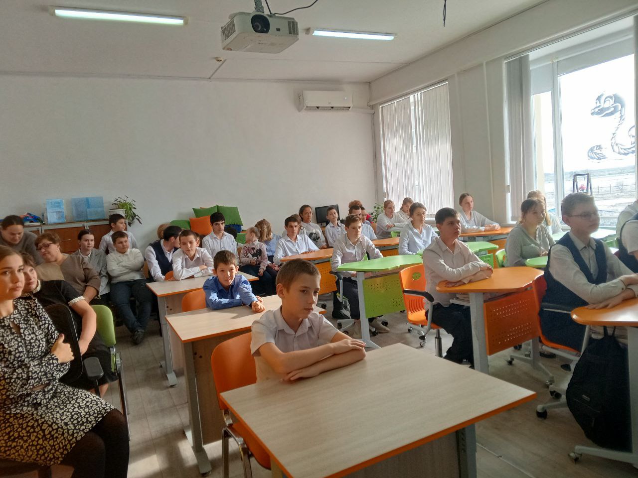 Урок на тему: «Как пишут законы?».